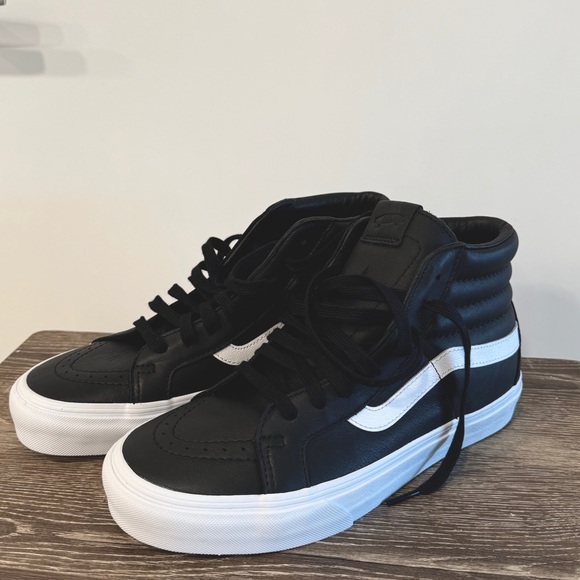 RARE NWT VANS SK8-HI REISSUE IN “DREAM LEATHER” - Picture 3 of 6